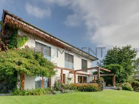 Pronájem vily, Nučice, Krahulovská, 240 m2