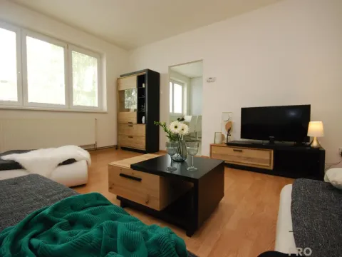 Pronájem bytu 3+1, Drnholec, Hrušovanská, 80 m2