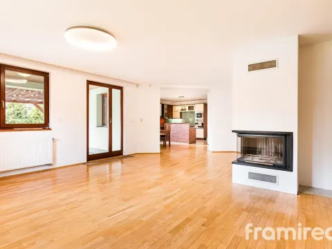 Prodej rodinného domu, Ohrobec, Krátká, 298 m2
