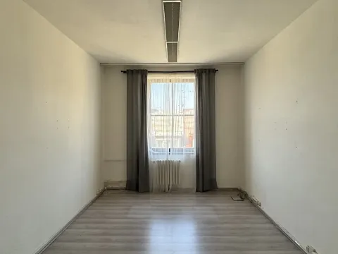 Pronájem kanceláře, Brno, Husova, 24 m2