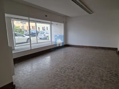 Pronájem skladu, Domažlice, Husova třída, 285 m2