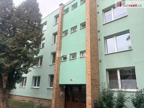 Pronájem bytu 1+1, Mikulov, Zd. Nejedlého, 32 m2