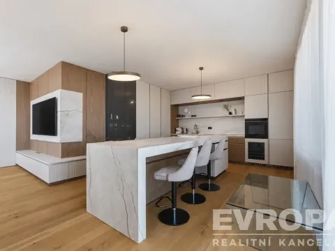 Pronájem bytu 2+kk, Praha - Břevnov, U Petřin, 88 m2