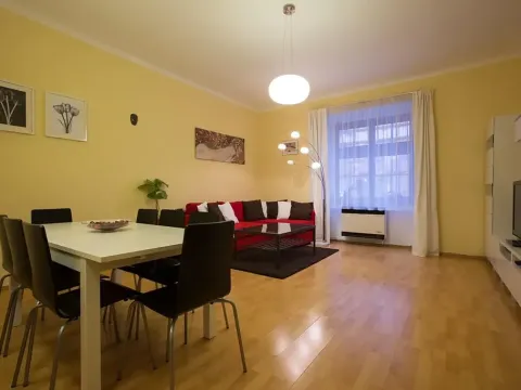 Pronájem bytu 2+kk, Praha - Holešovice, U průhonu, 50 m2