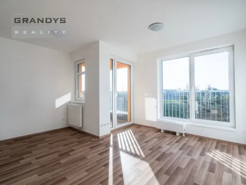 Pronájem bytu 1+kk, Praha - Uhříněves, Oty Bubeníčka, 29 m2