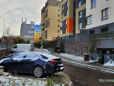 Pronájem bytu 1+kk, Praha - Modřany, Komořanská, 36 m2