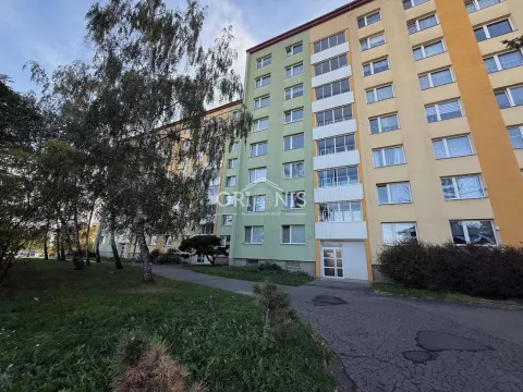 Pronájem bytu 1+1, Chomutov, Jirkovská, 36 m2