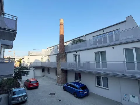 Pronájem bytu 1+kk, Praha - Strašnice, Strančická, 24 m2