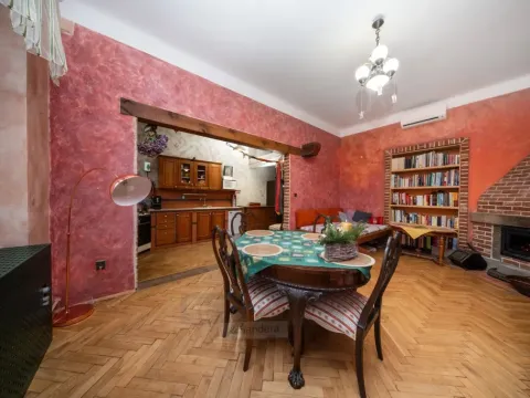 Prodej rodinného domu, České Budějovice - České Budějovice 3, J. Š. Baara, 182 m2