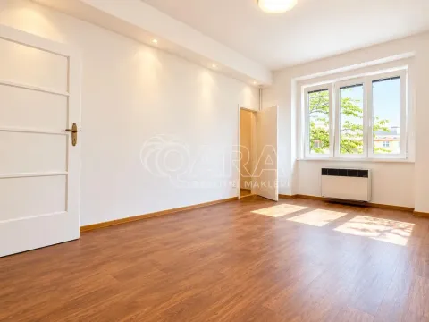 Pronájem bytu 2+kk, Praha - Nusle, V Horkách, 45 m2