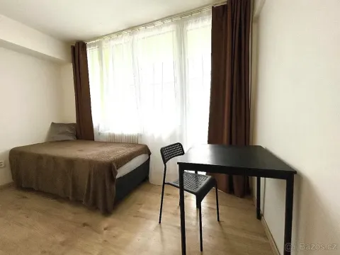 Pronájem bytu 1+kk, Praha - Radotín, Vrážská, 18 m2