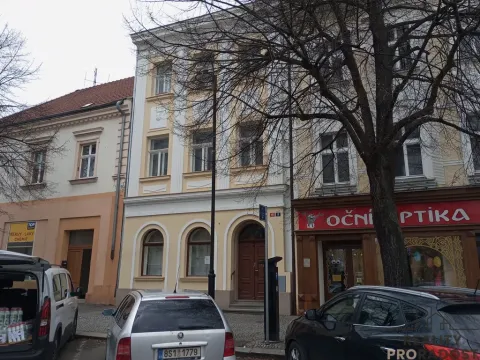 Pronájem obchodního prostoru, Slaný, Masarykovo náměstí, 115 m2