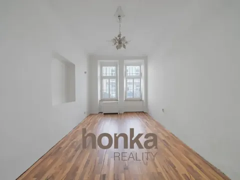 Prodej kanceláře, Praha - Nusle, Spytihněvova, 37 m2