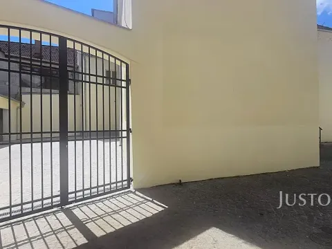 Pronájem garážového stání, Písek, V Koutě, 35 m2