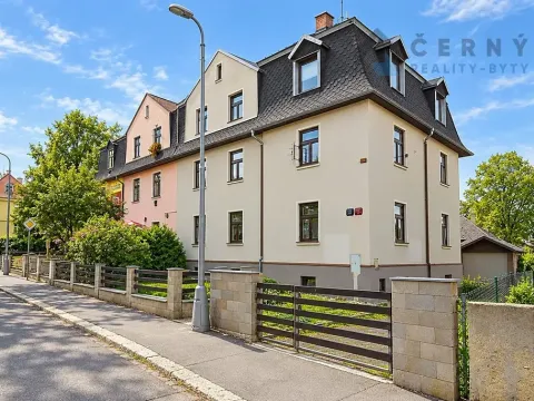 Pronájem bytu 2+1, Liberec, Americká, 60 m2