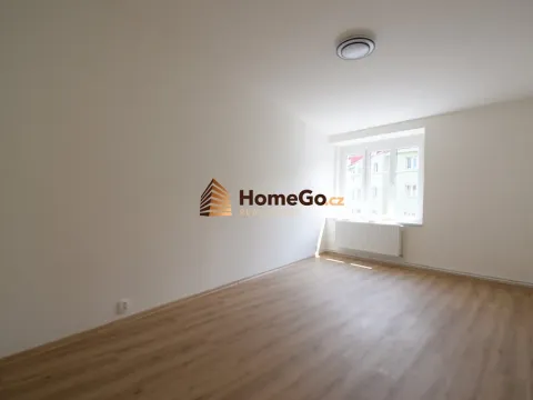 Pronájem bytu 1+kk, Praha - Nusle, Žateckých, 30 m2