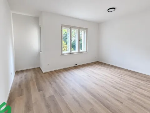 Pronájem bytu 1+kk, Praha - Libeň, Na Truhlářce, 30 m2
