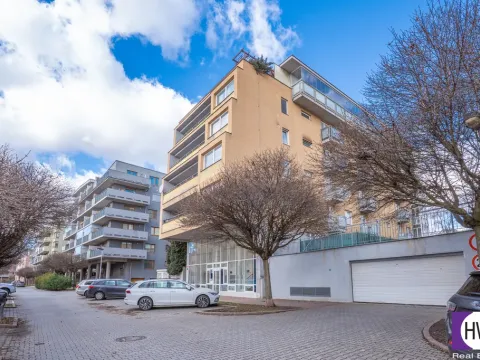 Prodej bytu 2+kk, Praha, Vřesová, 35 m2