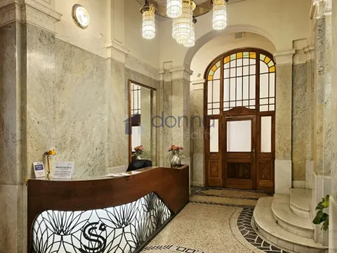 Pronájem kanceláře, Praha, Spálená, 346 m2