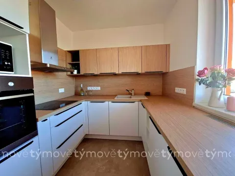 Pronájem bytu 2+kk, Pardubice, Jozefa Gabčíka, 58 m2