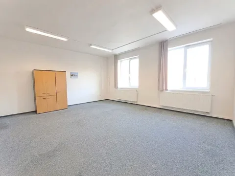 Pronájem kanceláře, Kladno, Vašíčkova, 115 m2