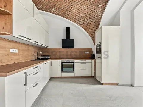 Pronájem rodinného domu, Dubany, 160 m2