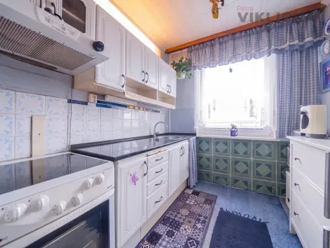 Prodej bytu 3+1, Praha - Modřany, Poljanovova, 62 m2
