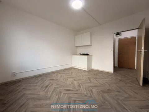 Pronájem bytu 1+kk, Znojmo, Holandská, 20 m2